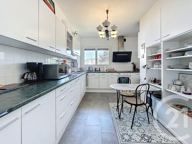 Appartement F5 &agrave; vendre - 5 pi&egrave;ces - 108,27 m2 - Perigueux - 24 - AQUITAINE