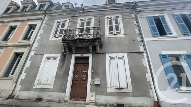 Appartement F3 à louer - 3 pièces - 71,50 m2 - Perigueux - 24 - AQUITAINE