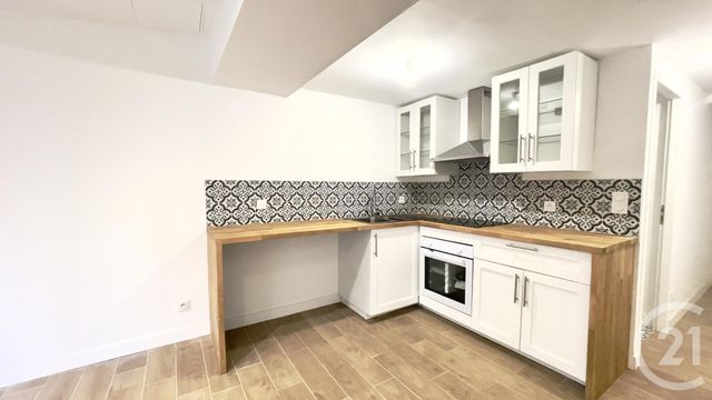 Appartement T2 &agrave; louer - 2 pi&egrave;ces - 50,79 m2 - Perigueux - 24 - AQUITAINE