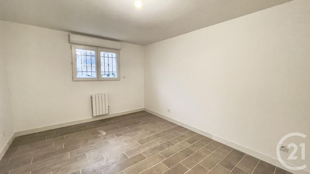 Appartement T2 &agrave; louer - 2 pi&egrave;ces - 50,79 m2 - Perigueux - 24 - AQUITAINE