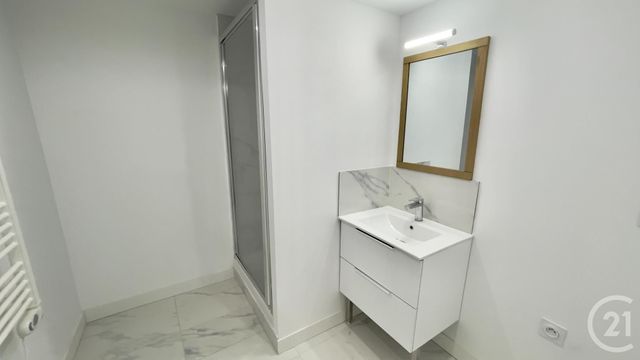 Appartement T2 &agrave; louer - 2 pi&egrave;ces - 50,79 m2 - Perigueux - 24 - AQUITAINE