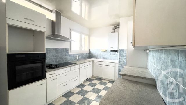 Appartement T3 &agrave; louer - 3 pi&egrave;ces - 89,09 m2 - Perigueux - 24 - AQUITAINE