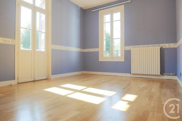 Maison &agrave; louer - 6 pi&egrave;ces - 152,65 m2 - Perigueux - 24 - AQUITAINE