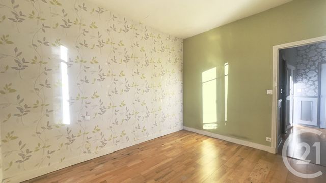 Maison &agrave; louer - 6 pi&egrave;ces - 152,65 m2 - Perigueux - 24 - AQUITAINE