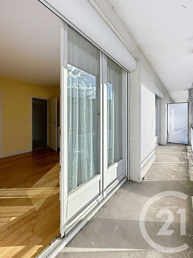 Appartement F3 &agrave; louer - 3 pi&egrave;ces - 79,90 m2 - Perigueux - 24 - AQUITAINE
