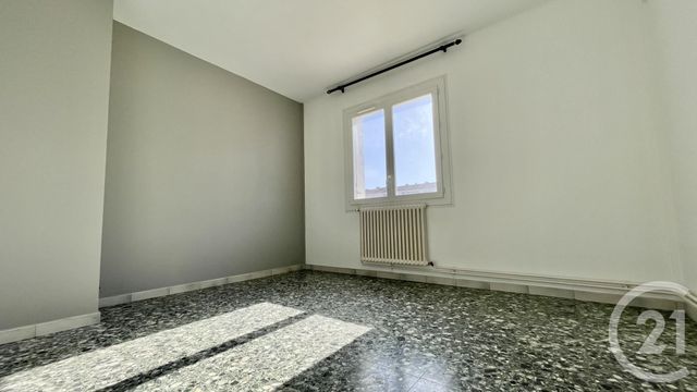 Appartement F6 à louer - 6 pièces - 126,80 m2 - Perigueux - 24 - AQUITAINE