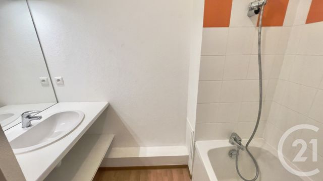 Appartement F3 &agrave; louer - 3 pi&egrave;ces - 62,49 m2 - Trelissac - 24 - AQUITAINE