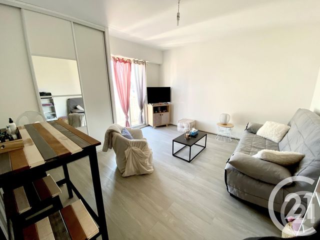 Appartement F1 &agrave; louer - 1 pi&egrave;ce - 24,05 m2 - Perigueux - 24 - AQUITAINE