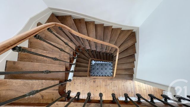 Maison &agrave; louer - 6 pi&egrave;ces - 165 m2 - Perigueux - 24 - AQUITAINE