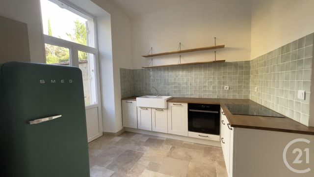 Maison &agrave; louer - 6 pi&egrave;ces - 165 m2 - Perigueux - 24 - AQUITAINE