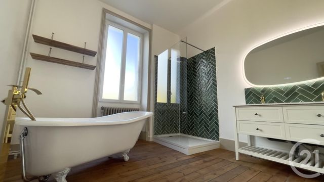 Maison &agrave; louer - 6 pi&egrave;ces - 165 m2 - Perigueux - 24 - AQUITAINE