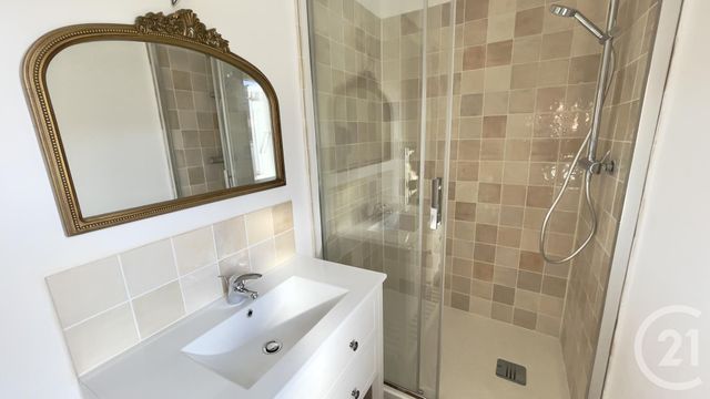 Maison &agrave; louer - 6 pi&egrave;ces - 165 m2 - Perigueux - 24 - AQUITAINE