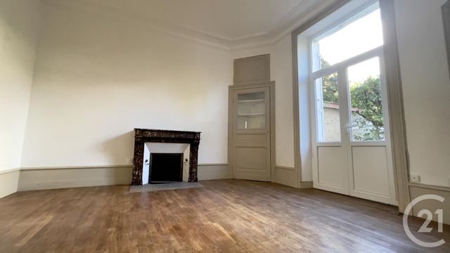 Maison &agrave; louer - 6 pi&egrave;ces - 165 m2 - Perigueux - 24 - AQUITAINE