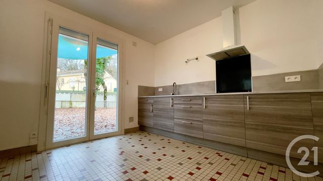 Maison &agrave; louer - 4 pi&egrave;ces - 99 m2 - Sarliac Sur L Isle - 24 - AQUITAINE