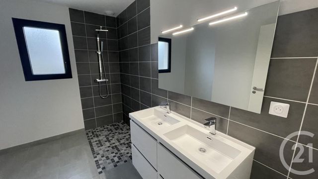 Appartement &agrave; louer - 4 pi&egrave;ces - 90 m2 - Boulazac Isle Manoire - 24 - AQUITAINE