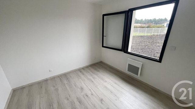 Appartement &agrave; louer - 4 pi&egrave;ces - 90 m2 - Boulazac Isle Manoire - 24 - AQUITAINE