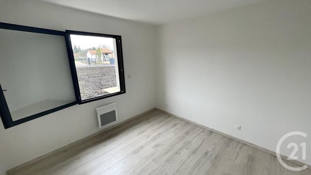 Appartement &agrave; louer - 4 pi&egrave;ces - 90 m2 - Boulazac Isle Manoire - 24 - AQUITAINE