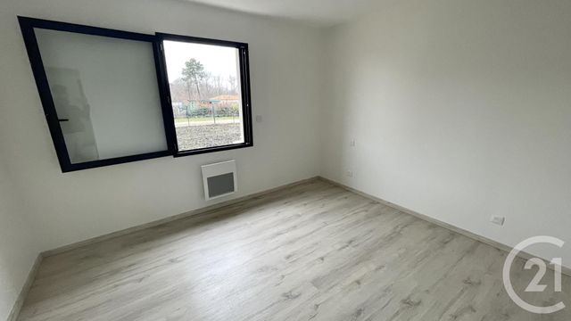 Appartement &agrave; louer - 4 pi&egrave;ces - 90 m2 - Boulazac Isle Manoire - 24 - AQUITAINE