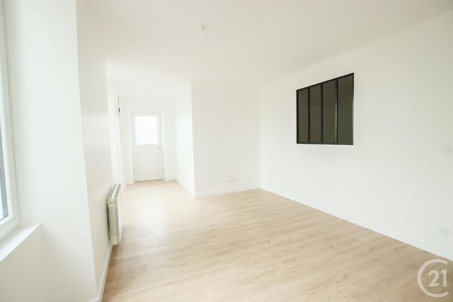 Appartement F2 &agrave; louer - 2 pi&egrave;ces - 43,72 m2 - Coulounieix Chamiers - 24 - AQUITAINE