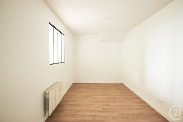 Appartement F2 &agrave; louer - 2 pi&egrave;ces - 43,72 m2 - Coulounieix Chamiers - 24 - AQUITAINE