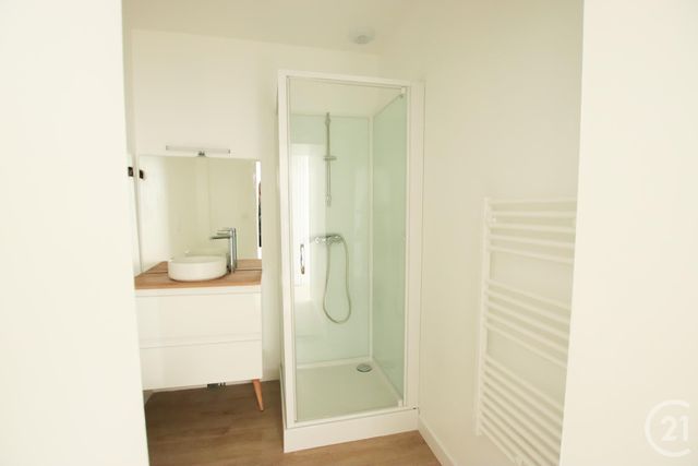 Appartement F2 &agrave; louer - 2 pi&egrave;ces - 43,72 m2 - Coulounieix Chamiers - 24 - AQUITAINE