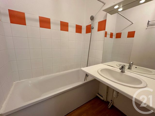 Appartement F2 &agrave; louer - 2 pi&egrave;ces - 45,06 m2 - Trelissac - 24 - AQUITAINE