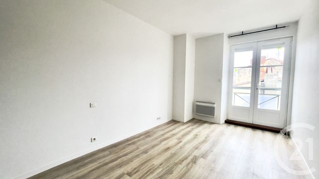 Appartement F2 &agrave; louer - 2 pi&egrave;ces - 40,60 m2 - Perigueux - 24 - AQUITAINE