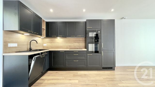 Maison &agrave; louer - 5 pi&egrave;ces - 86,99 m2 - Perigueux - 24 - AQUITAINE