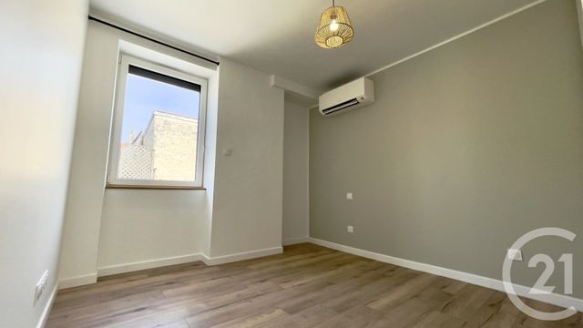 Maison &agrave; louer - 5 pi&egrave;ces - 86,99 m2 - Perigueux - 24 - AQUITAINE