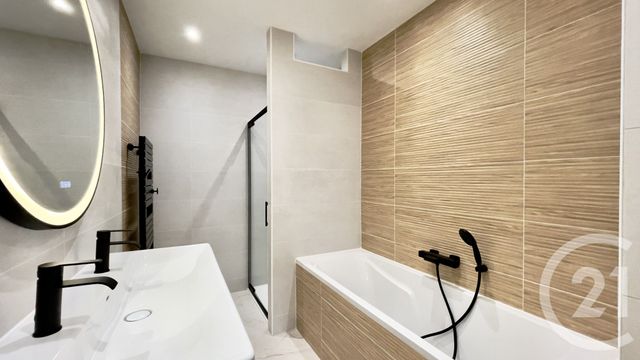 Maison &agrave; louer - 5 pi&egrave;ces - 86,99 m2 - Perigueux - 24 - AQUITAINE