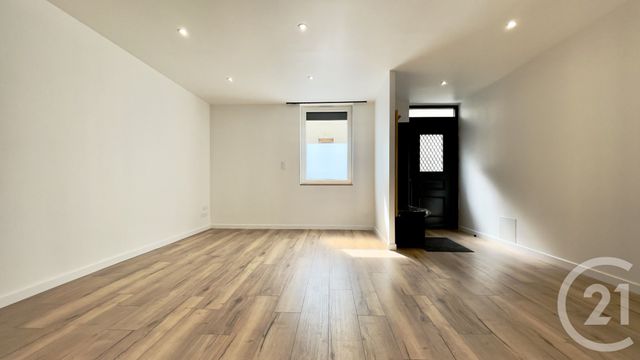 Maison &agrave; louer - 5 pi&egrave;ces - 86,99 m2 - Perigueux - 24 - AQUITAINE