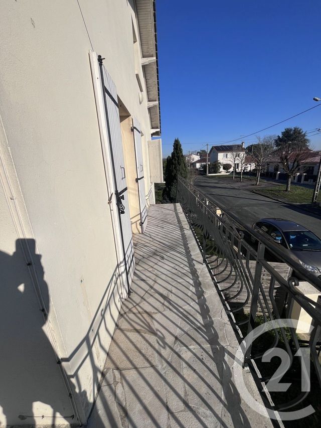 Maison &agrave; louer - 4 pi&egrave;ces - 99 m2 - Bergerac - 24 - AQUITAINE