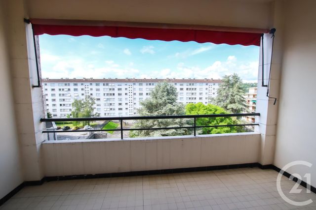 Appartement &agrave; louer - 2 pi&egrave;ces - 56,10 m2 - Perigueux - 24 - AQUITAINE