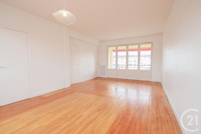 Appartement &agrave; louer - 2 pi&egrave;ces - 56,10 m2 - Perigueux - 24 - AQUITAINE