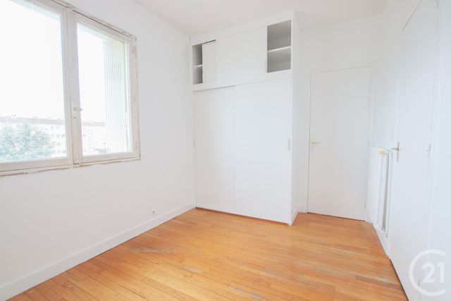 Appartement &agrave; louer - 2 pi&egrave;ces - 56,10 m2 - Perigueux - 24 - AQUITAINE