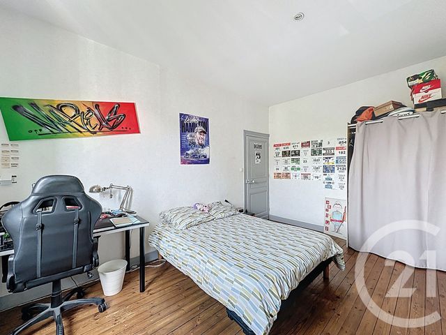 Maison &agrave; louer - 6 pi&egrave;ces - 146,55 m2 - Perigueux - 24 - AQUITAINE