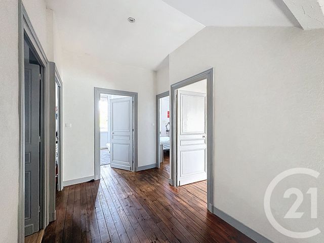 Maison &agrave; louer - 6 pi&egrave;ces - 146,55 m2 - Perigueux - 24 - AQUITAINE