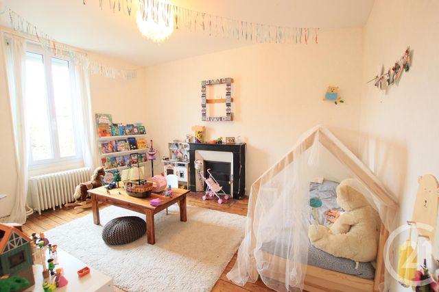 Maison &agrave; louer - 6 pi&egrave;ces - 146,55 m2 - Perigueux - 24 - AQUITAINE