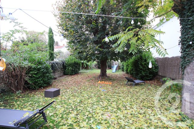 Maison &agrave; louer - 6 pi&egrave;ces - 146,55 m2 - Perigueux - 24 - AQUITAINE