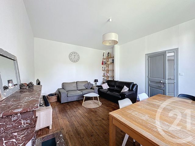 Maison &agrave; louer - 6 pi&egrave;ces - 146,55 m2 - Perigueux - 24 - AQUITAINE