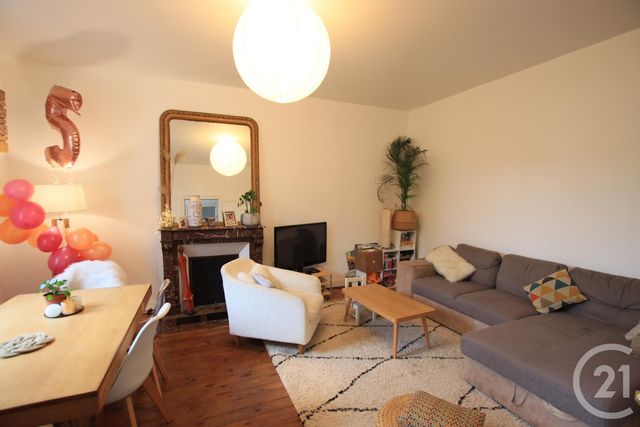 Maison &agrave; louer - 6 pi&egrave;ces - 146,55 m2 - Perigueux - 24 - AQUITAINE