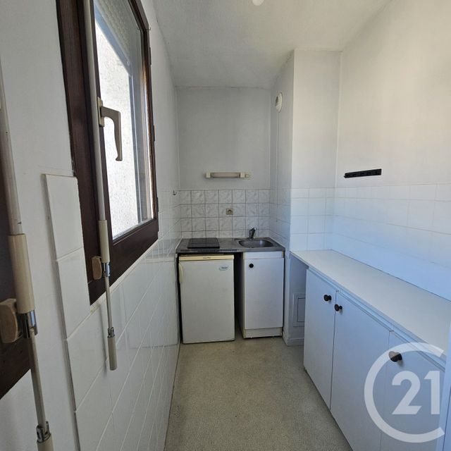 Appartement F1 &agrave; louer - 1 pi&egrave;ce - 28 m2 - Perigueux - 24 - AQUITAINE