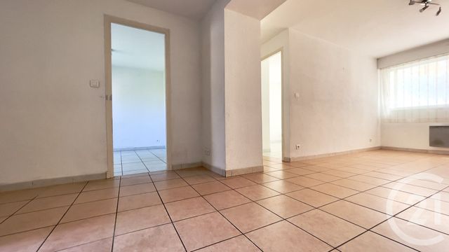 Appartement F3 &agrave; louer - 3 pi&egrave;ces - 48 m2 - Perigueux - 24 - AQUITAINE