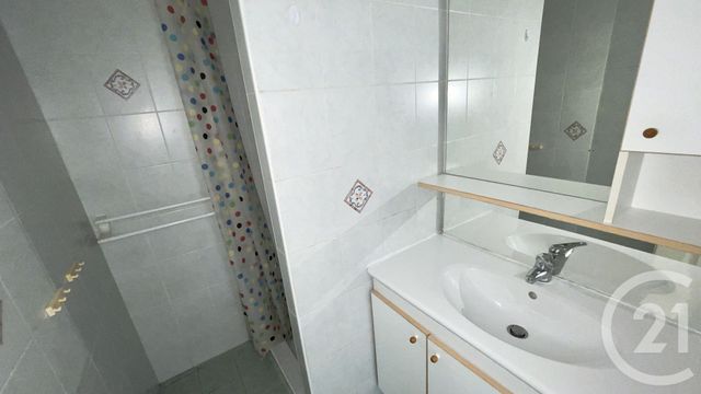 Appartement F3 &agrave; louer - 3 pi&egrave;ces - 48 m2 - Perigueux - 24 - AQUITAINE