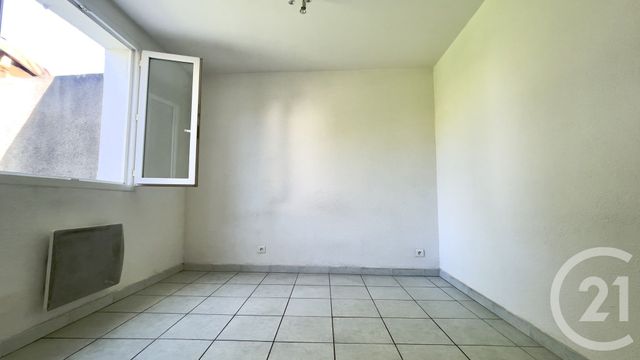 Appartement F3 &agrave; louer - 3 pi&egrave;ces - 48 m2 - Perigueux - 24 - AQUITAINE