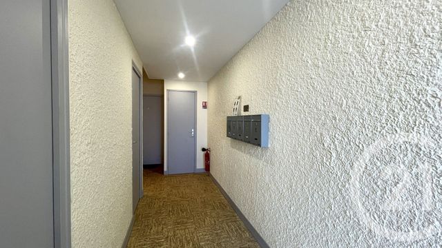 Appartement F2 &agrave; louer - 2 pi&egrave;ces - 53,65 m2 - Perigueux - 24 - AQUITAINE