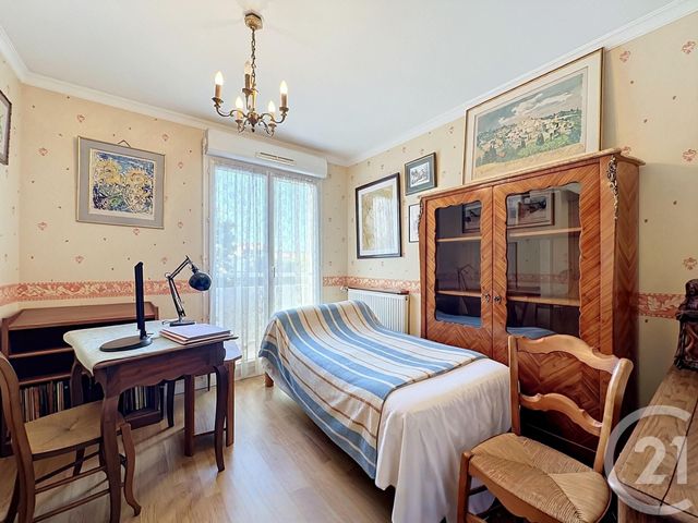 Appartement T4 &agrave; vendre - 4 pi&egrave;ces - 109 m2 - Perigueux - 24 - AQUITAINE
