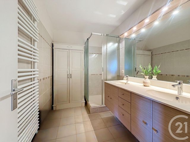 Appartement T4 &agrave; vendre - 4 pi&egrave;ces - 109 m2 - Perigueux - 24 - AQUITAINE