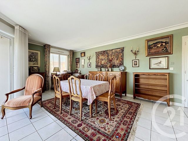 Appartement T4 &agrave; vendre - 4 pi&egrave;ces - 109 m2 - Perigueux - 24 - AQUITAINE
