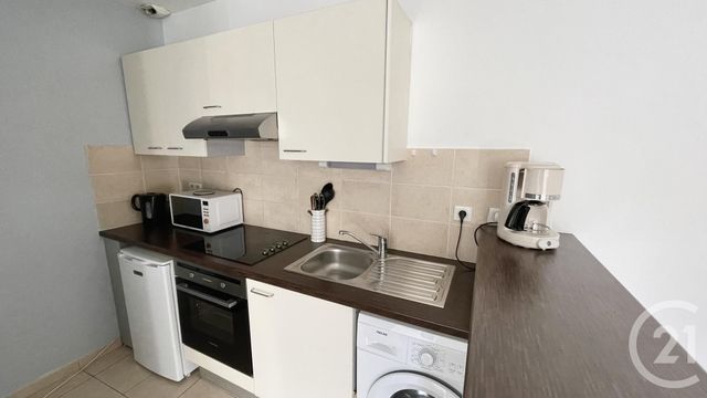 Appartement &agrave; louer - 3 pi&egrave;ces - 55,88 m2 - Perigueux - 24 - AQUITAINE